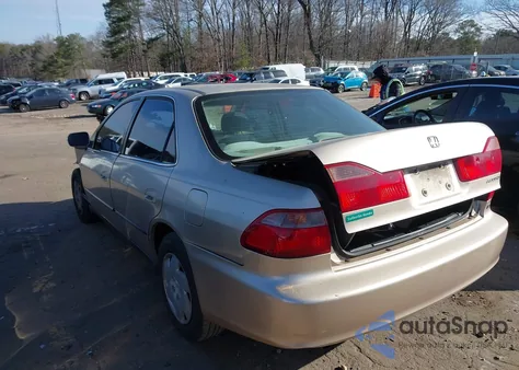 2000 Honda Accord 3.0 Lx из США, поврежденный, VIN 1HGCG1646YA023296